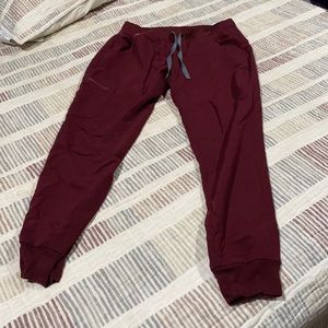 Figs Zamora Joggers Burgundy